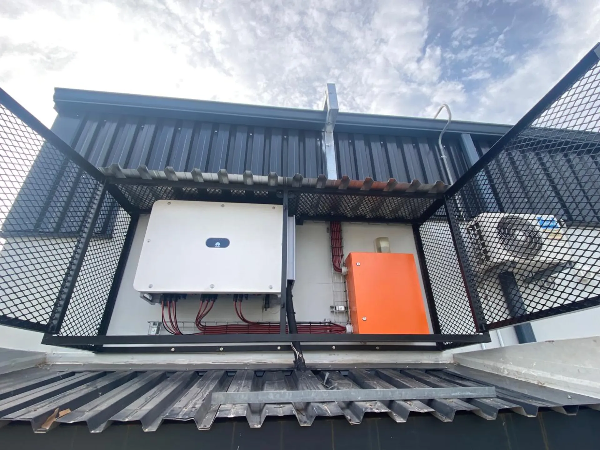 Connocks Motors Engen - Grid-Tied Solar - Image 2