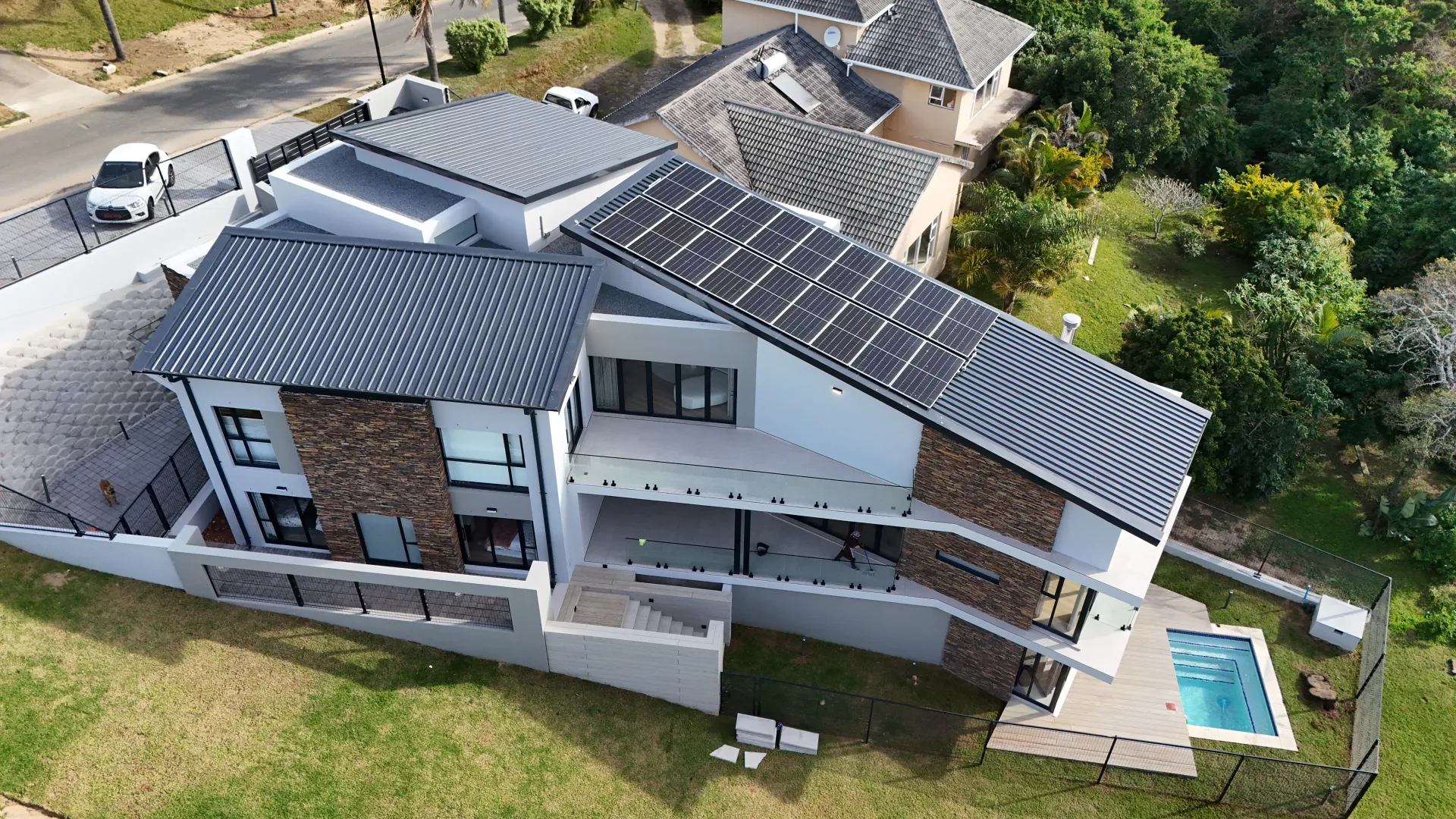 Residential Hybrid Solar Installation